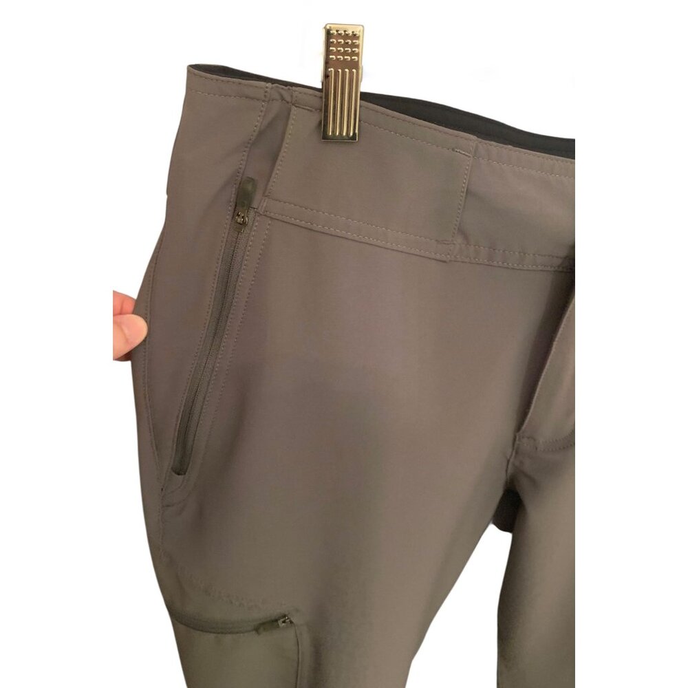 COLUMBIA Solid Gray Wildsee Soft Shell Women's Outdoor Hiking Pants Size 12 - Picture 4 of 9